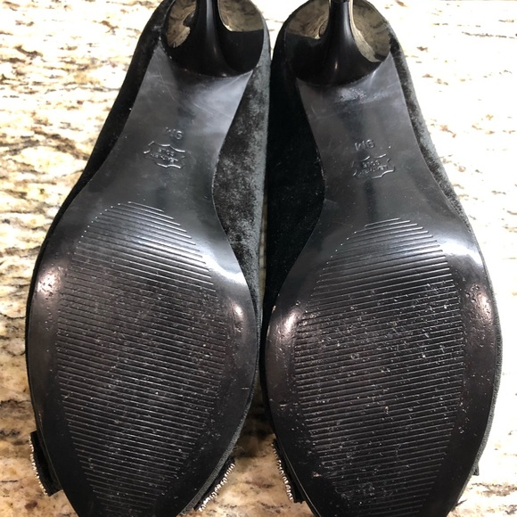 Black Velvet Crystal Bow Heels - Picture 4 of 6